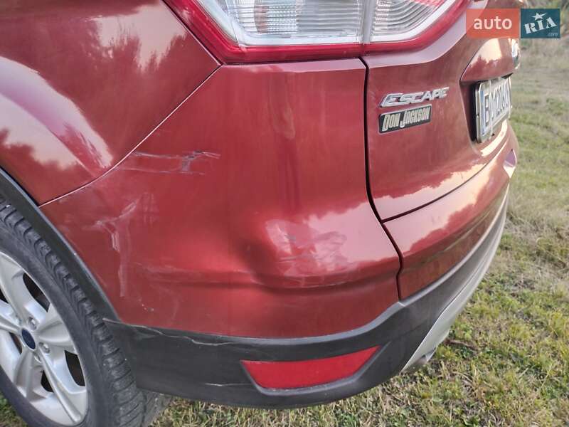 Внедорожник / Кроссовер Ford Escape 2016 в Шептицькому