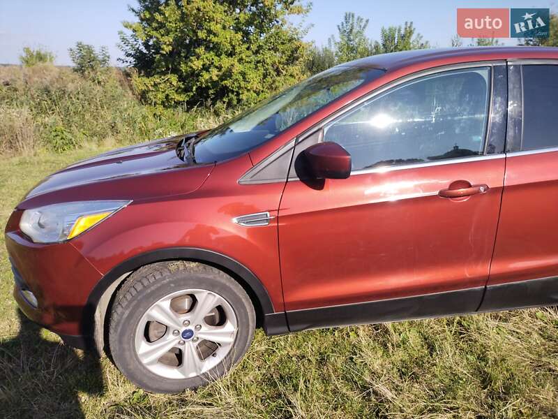 Внедорожник / Кроссовер Ford Escape 2016 в Шептицькому