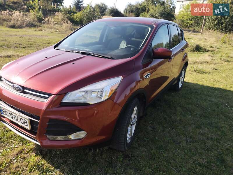 Внедорожник / Кроссовер Ford Escape 2016 в Шептицькому
