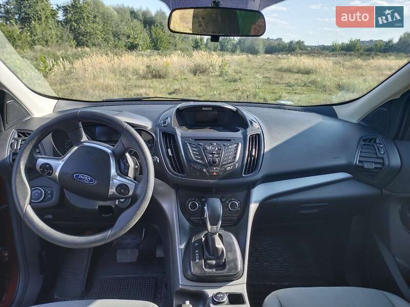 Внедорожник / Кроссовер Ford Escape 2016 в Шептицькому