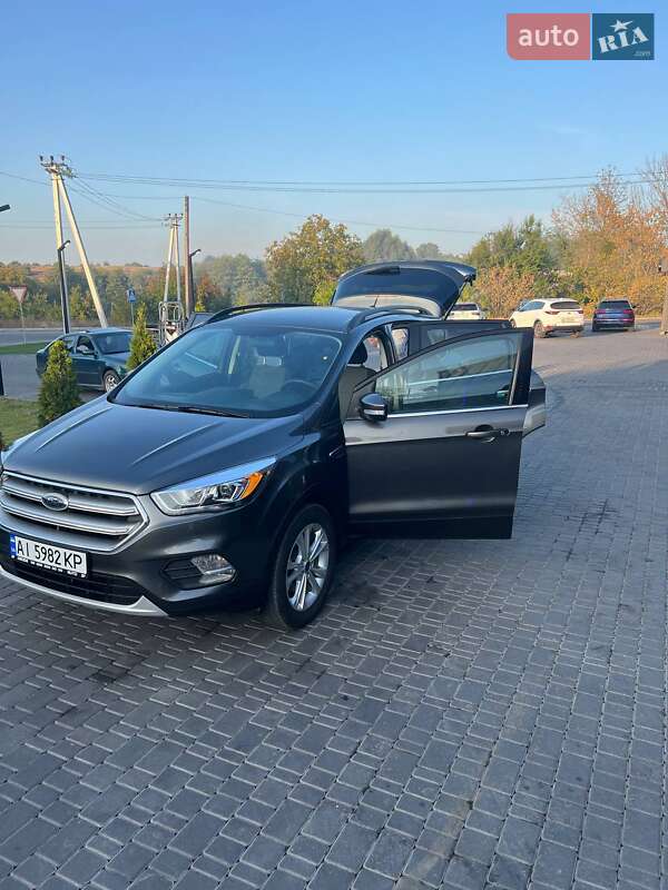 Внедорожник / Кроссовер Ford Escape 2017 в Фастове фото 11 Внедорожник / Кроссовер Ford Escape 2017 в Фастове
