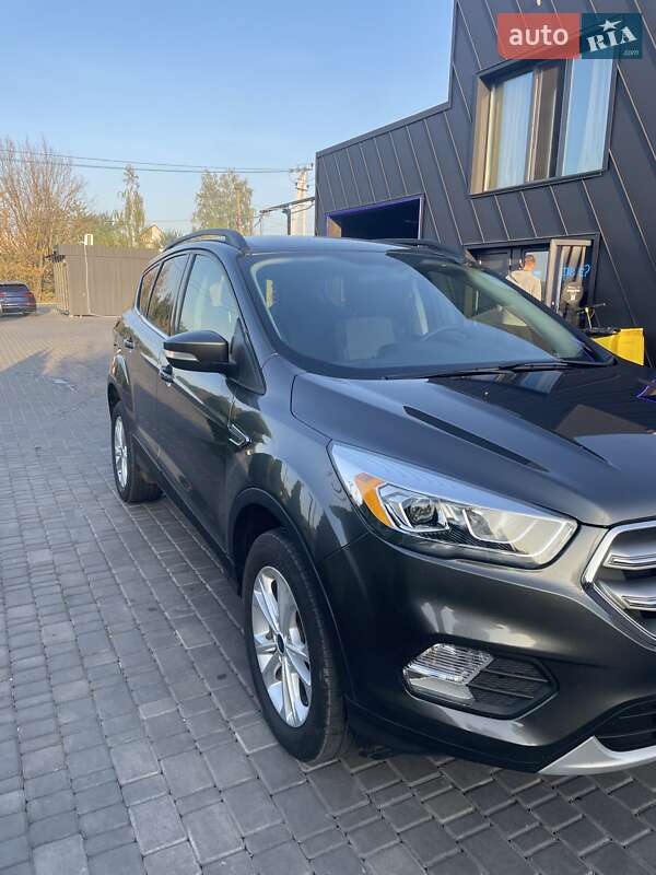 Внедорожник / Кроссовер Ford Escape 2017 в Фастове фото 27 Внедорожник / Кроссовер Ford Escape 2017 в Фастове