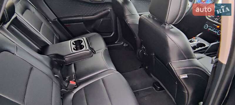 Позашляховик / Кросовер Ford Escape 2020 в Львові