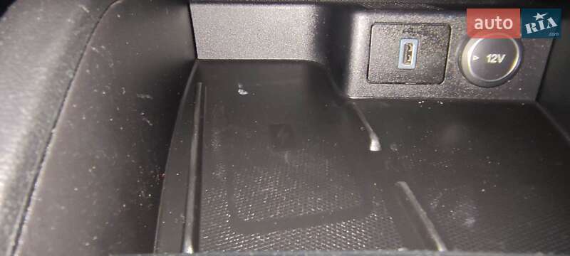 Позашляховик / Кросовер Ford Escape 2020 в Львові