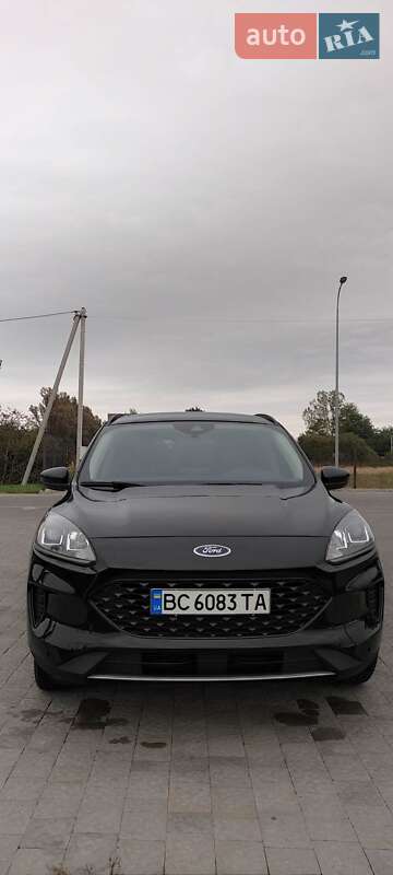 Позашляховик / Кросовер Ford Escape 2020 в Львові