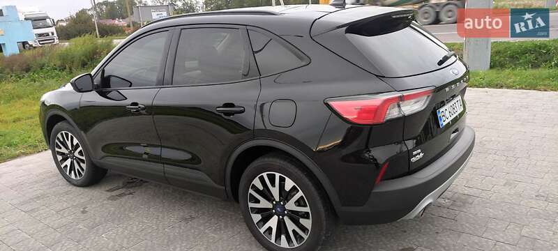 Позашляховик / Кросовер Ford Escape 2020 в Львові