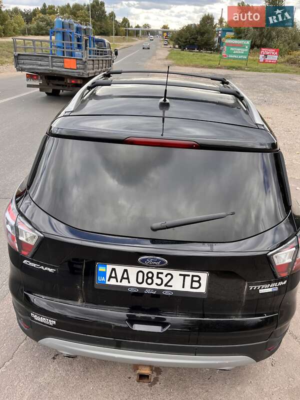 Позашляховик / Кросовер Ford Escape 2016 в Києві