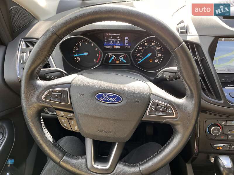 Позашляховик / Кросовер Ford Escape 2016 в Києві