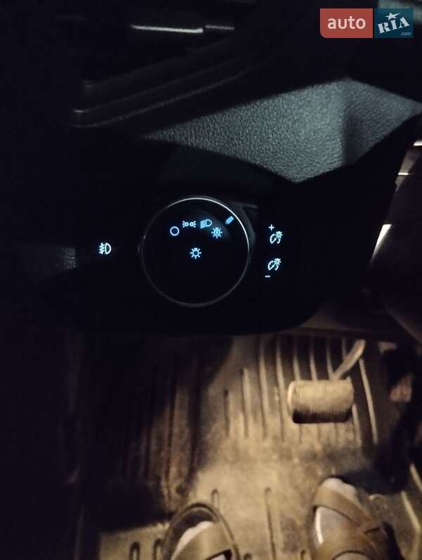 Внедорожник / Кроссовер Ford Escape 2014 в Ужгороде