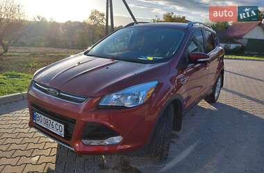 Внедорожник / Кроссовер Ford Escape 2015 в 