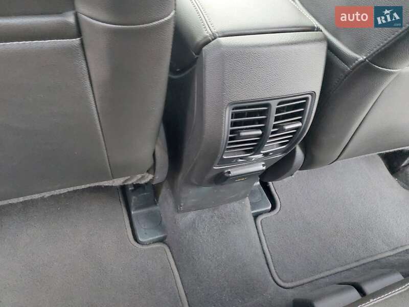 Внедорожник / Кроссовер Ford Escape 2015 в Шумске