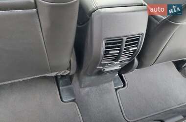 Внедорожник / Кроссовер Ford Escape 2015 в 