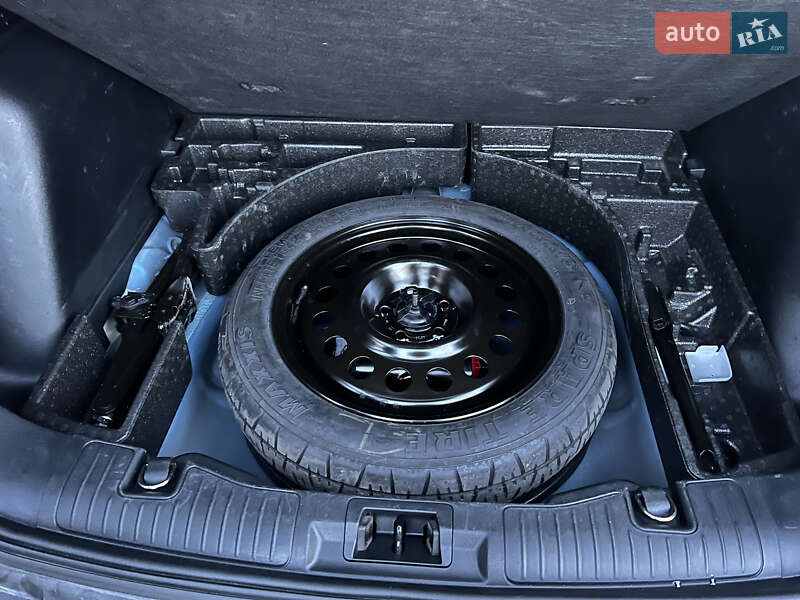 Внедорожник / Кроссовер Ford Escape 2020 в Днепре фото 19 Внедорожник / Кроссовер Ford Escape 2020 в Днепре