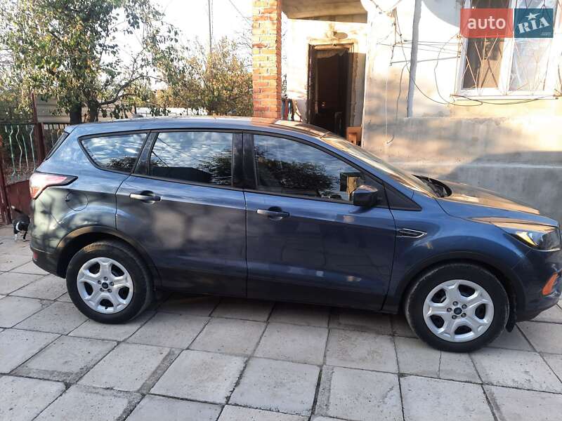 Внедорожник / Кроссовер Ford Escape 2018 в Белгороде-Днестровском фото 12 Внедорожник / Кроссовер Ford Escape 2018 в Белгороде-Днестровском