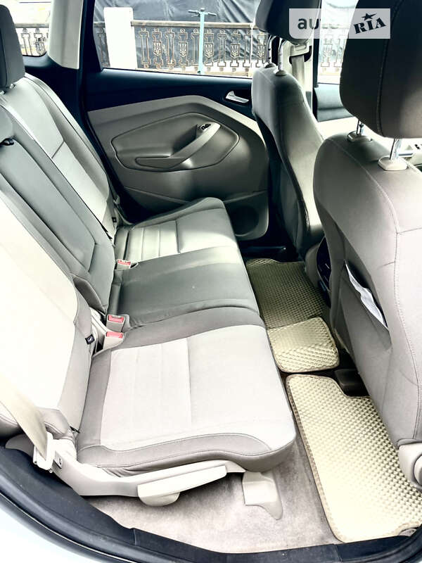 Внедорожник / Кроссовер Ford Escape 2014 в Днепре