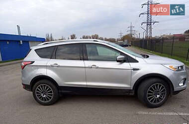 Позашляховик / Кросовер Ford Escape 2017 в Львові