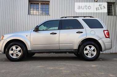 Внедорожник / Кроссовер Ford Escape 2010 в 