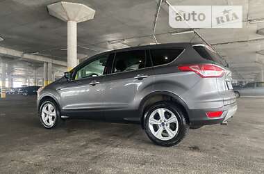 Позашляховик / Кросовер Ford Escape 2013 в Харкові