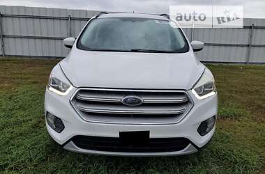 Внедорожник / Кроссовер Ford Escape 2018 в Горохове