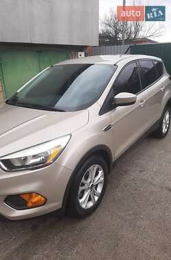 Позашляховик / Кросовер Ford Escape 2017 в Києві