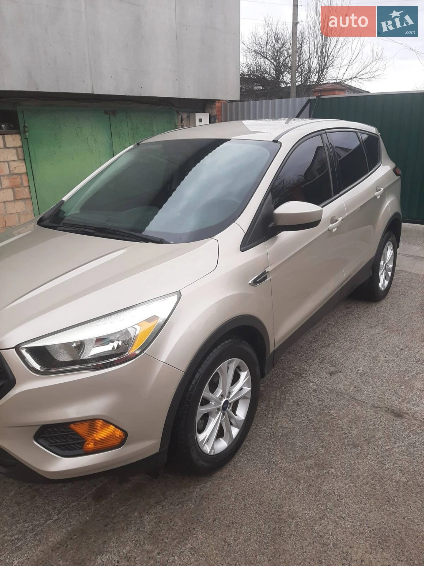 2017 Ford Escape - мініатюра 2