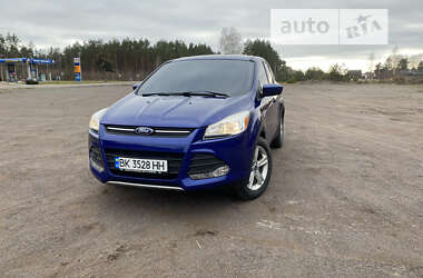 Позашляховик / Кросовер Ford Escape 2014 в Сарнах