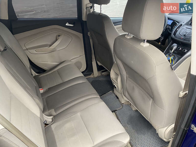 Позашляховик / Кросовер Ford Escape 2014 в Сарнах