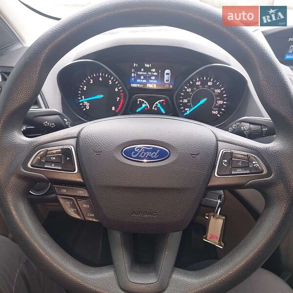 Позашляховик / Кросовер Ford Escape 2018 в Первомайську фото 17 Позашляховик / Кросовер Ford Escape 2018 в Первомайську