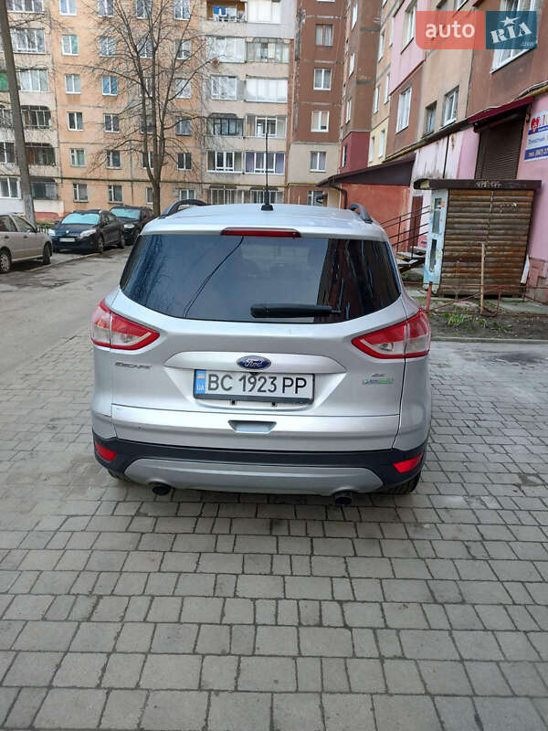 Внедорожник / Кроссовер Ford Escape 2014 в Львове