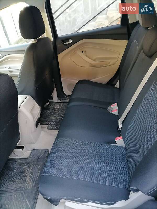 Внедорожник / Кроссовер Ford Escape 2012 в Рахове