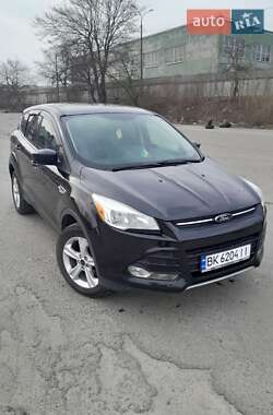 Внедорожник / Кроссовер Ford Escape 2014 в 