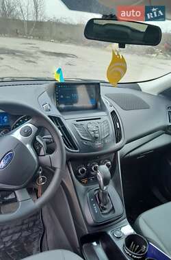 Внедорожник / Кроссовер Ford Escape 2014 в 