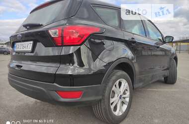 Позашляховик / Кросовер Ford Escape 2018 в Києві