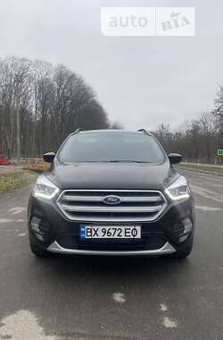 Позашляховик / Кросовер Ford Escape 2016 в Хмельницькому