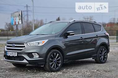 Внедорожник / Кроссовер Ford Escape 2016 в Тернополе