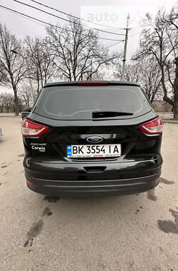 Внедорожник / Кроссовер Ford Escape 2013 в Ровно
