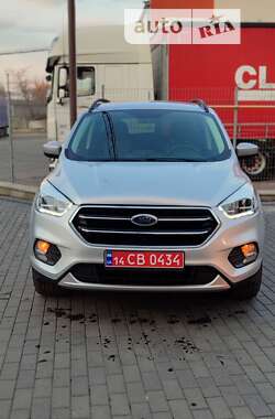 Позашляховик / Кросовер Ford Escape 2018 в Рівному