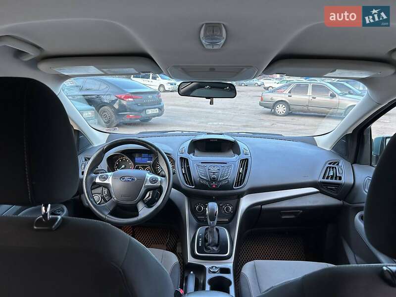 Внедорожник / Кроссовер Ford Escape 2012 в Полтаве