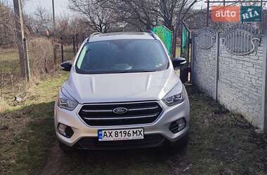 Внедорожник / Кроссовер Ford Escape 2016 в Харькове