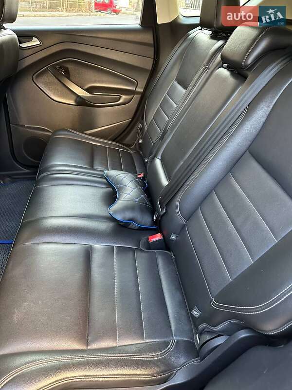 Позашляховик / Кросовер Ford Escape 2012 в Миколаєві