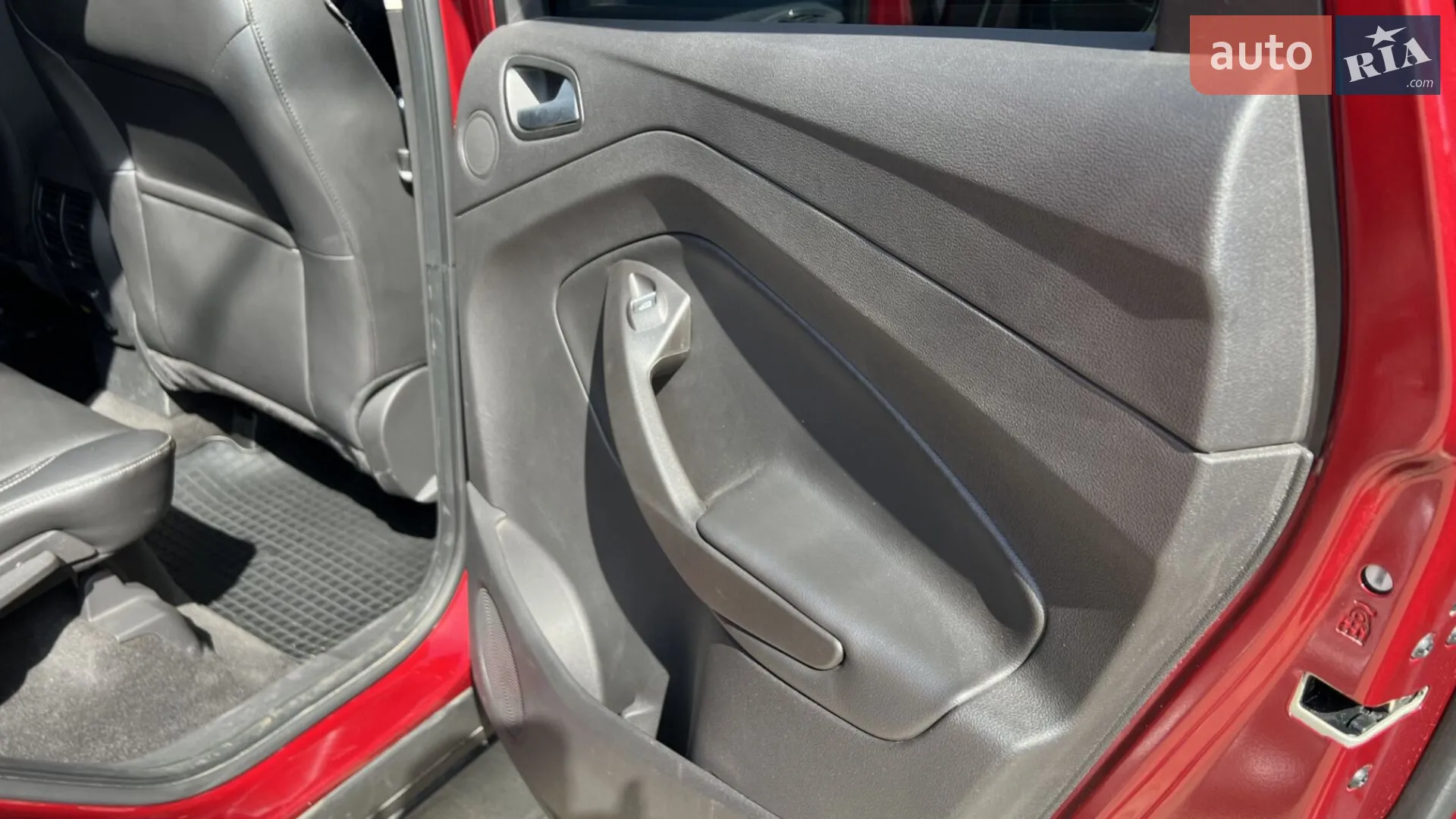 2018 Ford Escape - мініатюра 16