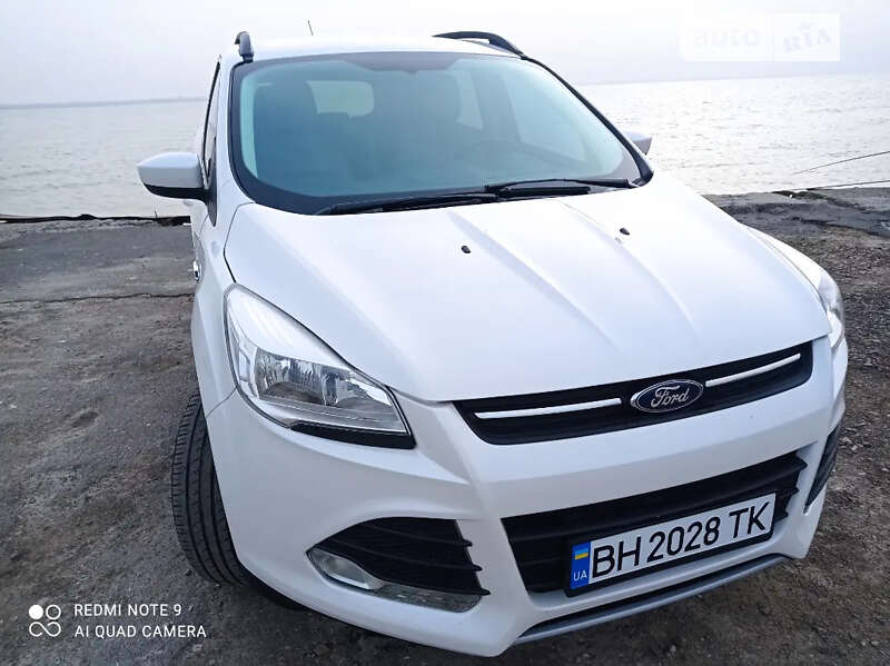 Позашляховик / Кросовер Ford Escape 2015 в Овідіополі