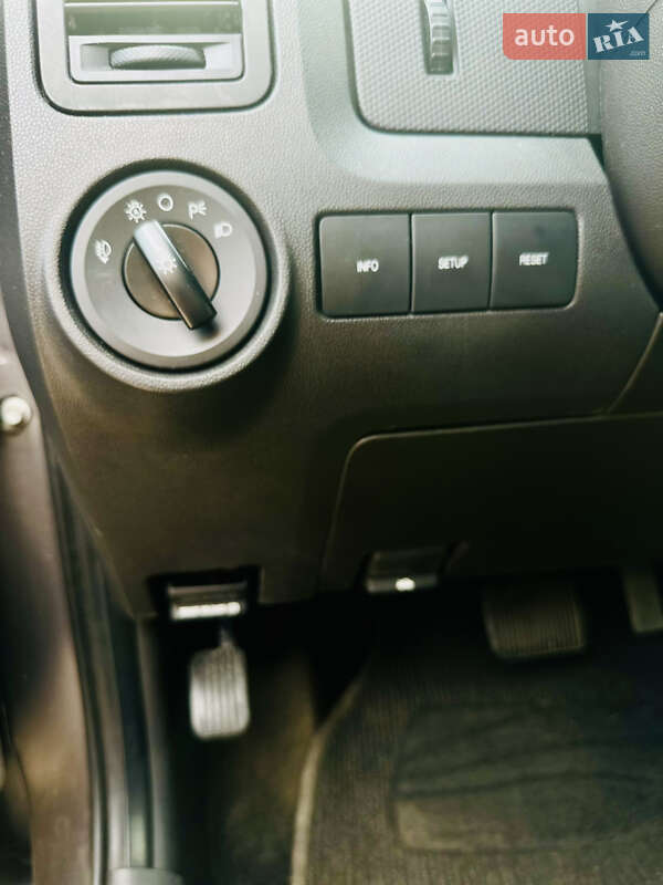 Внедорожник / Кроссовер Ford Escape 2011 в Львове