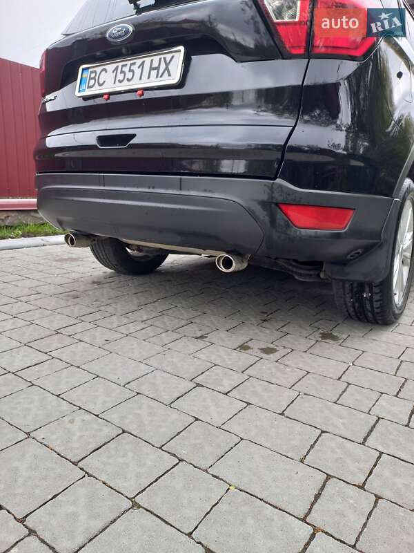 Внедорожник / Кроссовер Ford Escape 2019 в Львове