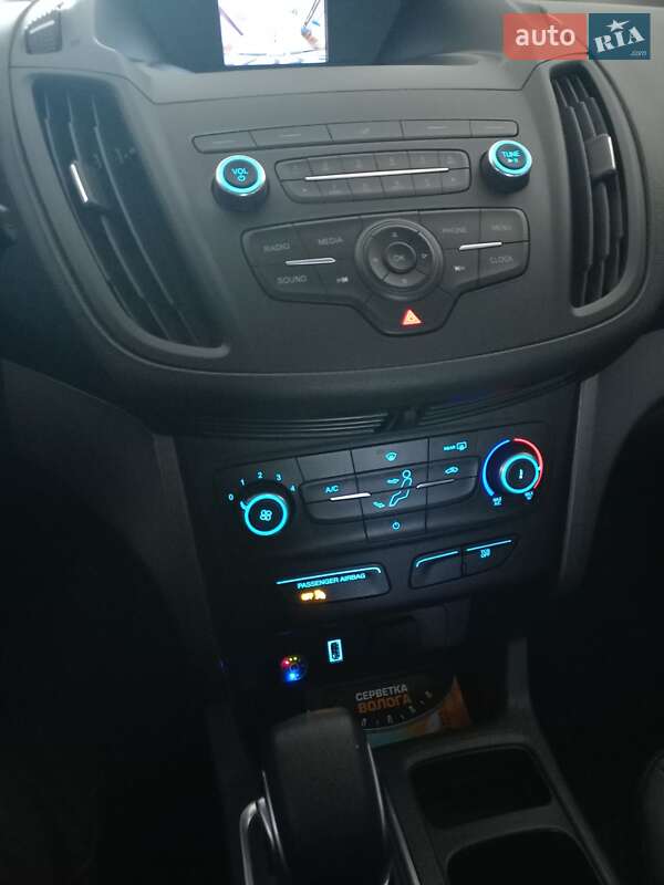 Внедорожник / Кроссовер Ford Escape 2019 в Львове