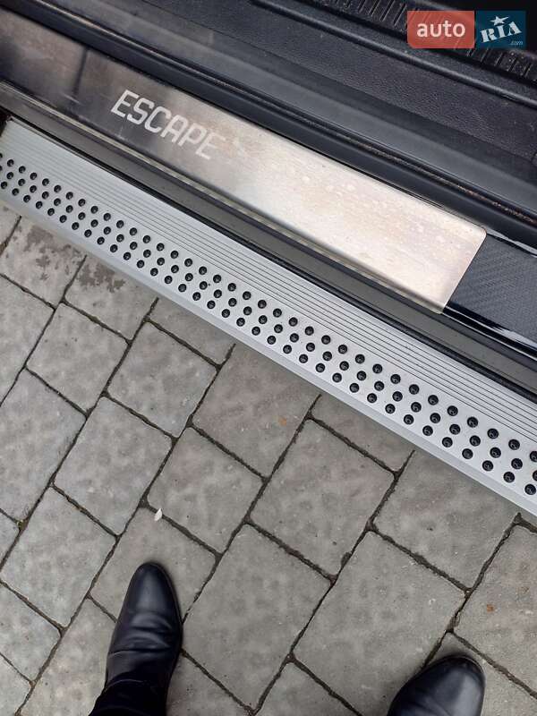 Внедорожник / Кроссовер Ford Escape 2019 в Львове