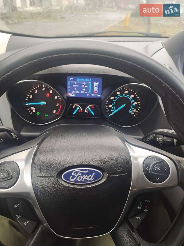 Внедорожник / Кроссовер Ford Escape 2014 в Полонном
