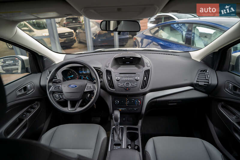 Позашляховик / Кросовер Ford Escape 2017 в Києві