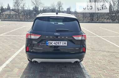 Внедорожник / Кроссовер Ford Escape 2020 в Киеве