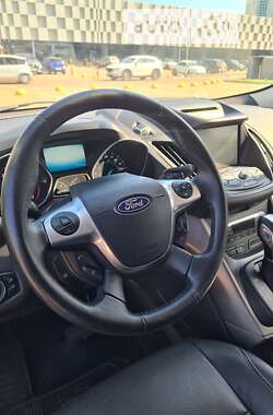Позашляховик / Кросовер Ford Escape 2014 в Одесі